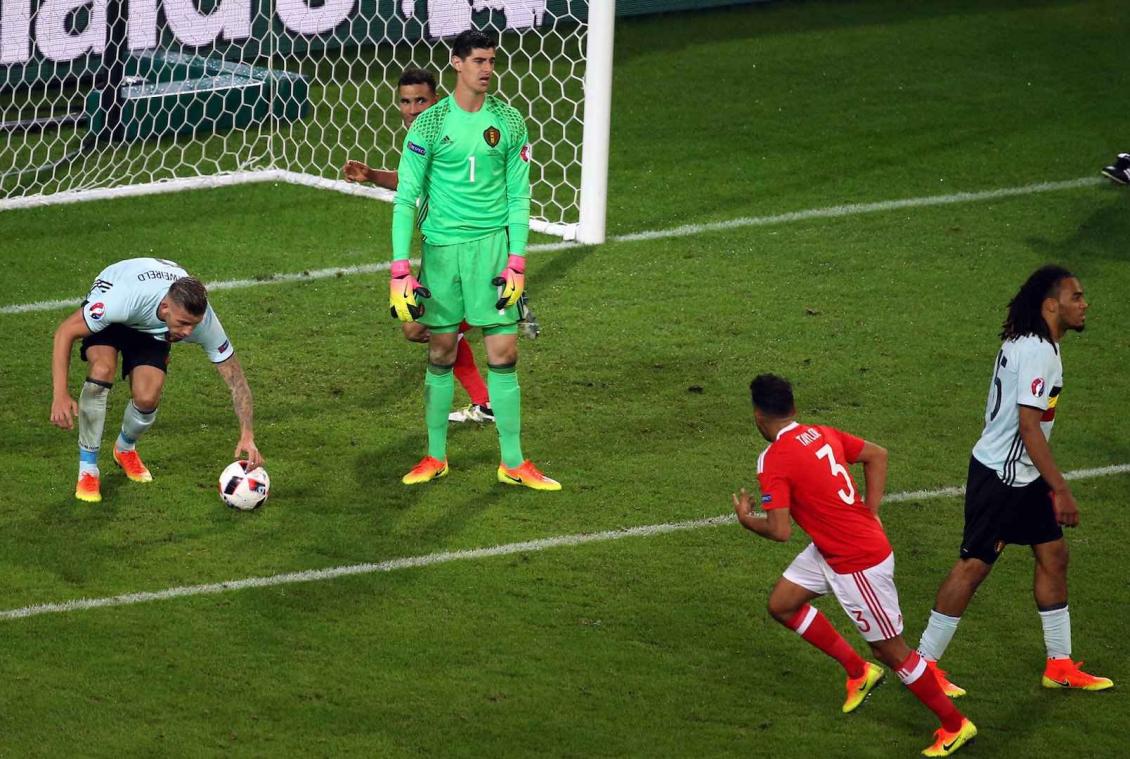Wales trakteert Rode Duivels op koude douche