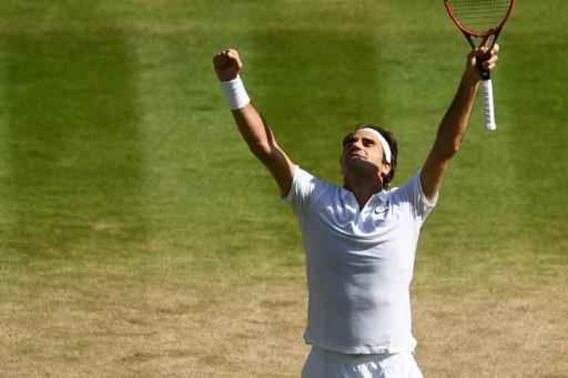 Roger Federer na slijtageslag naar halve finales Wimbledon