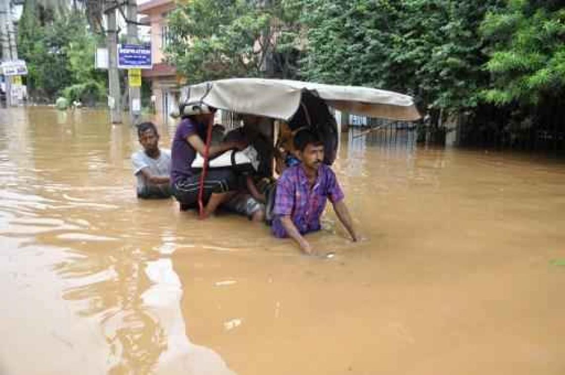 Vijftien doden bij overstromingen in India