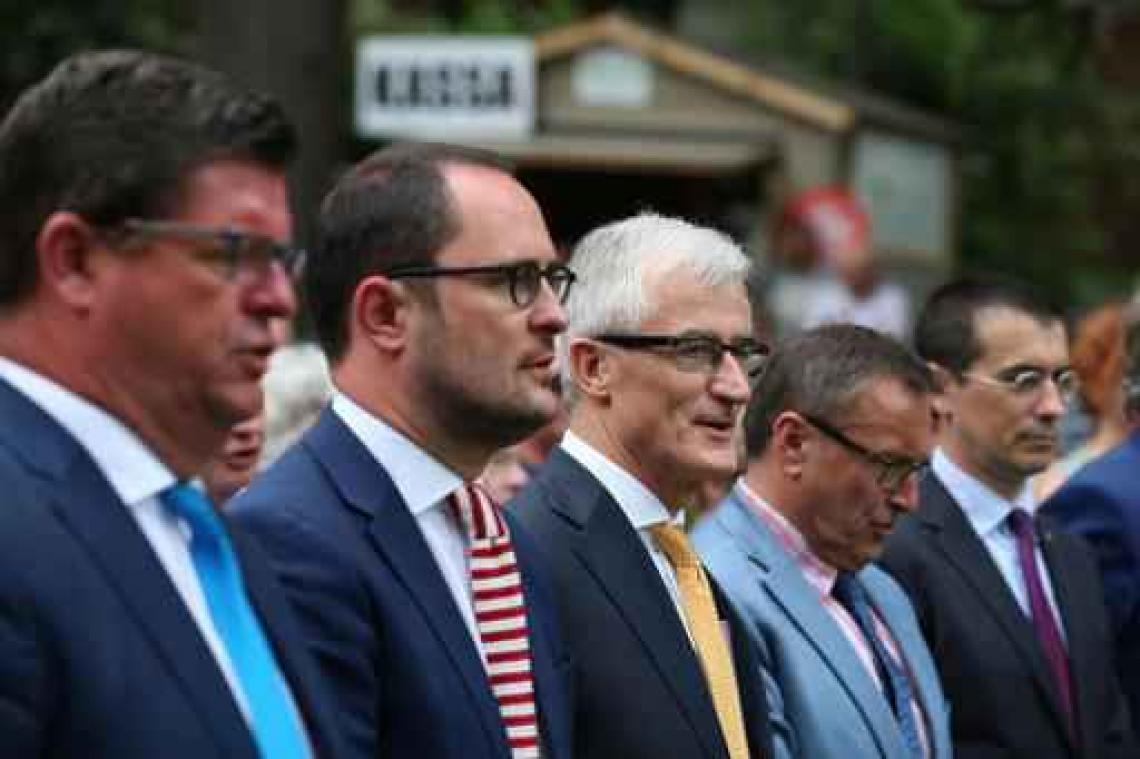 11 juli - Van Quickenborne droomt van Vlaanderen met stadsregio's