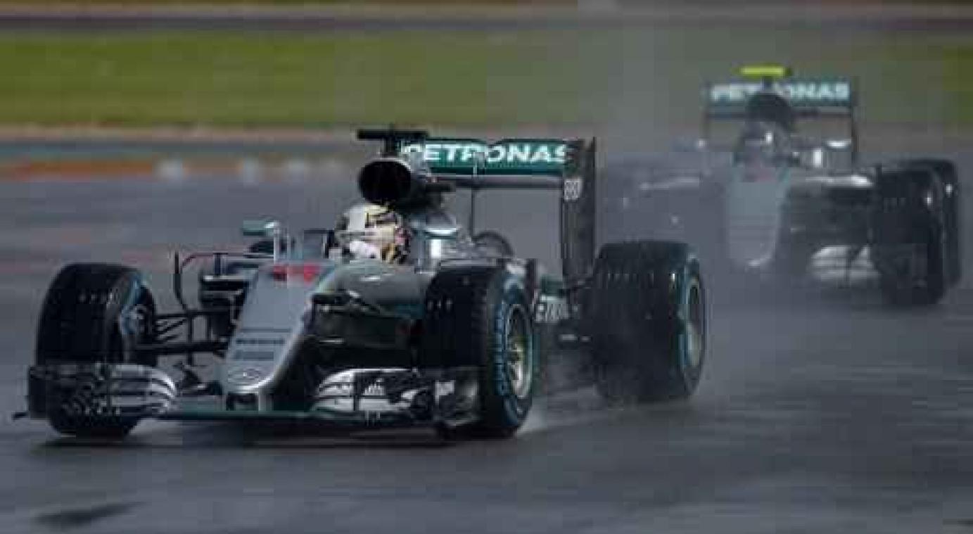 F1 - GP van Groot-Brittannië - Nico Rosberg moet tweede plaats na tijdstraf aan Max Verstappen laten