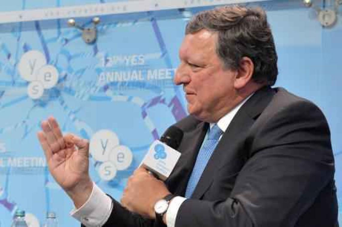 Juncker "velt geen oordeel" over Barroso bij Goldman Sachs