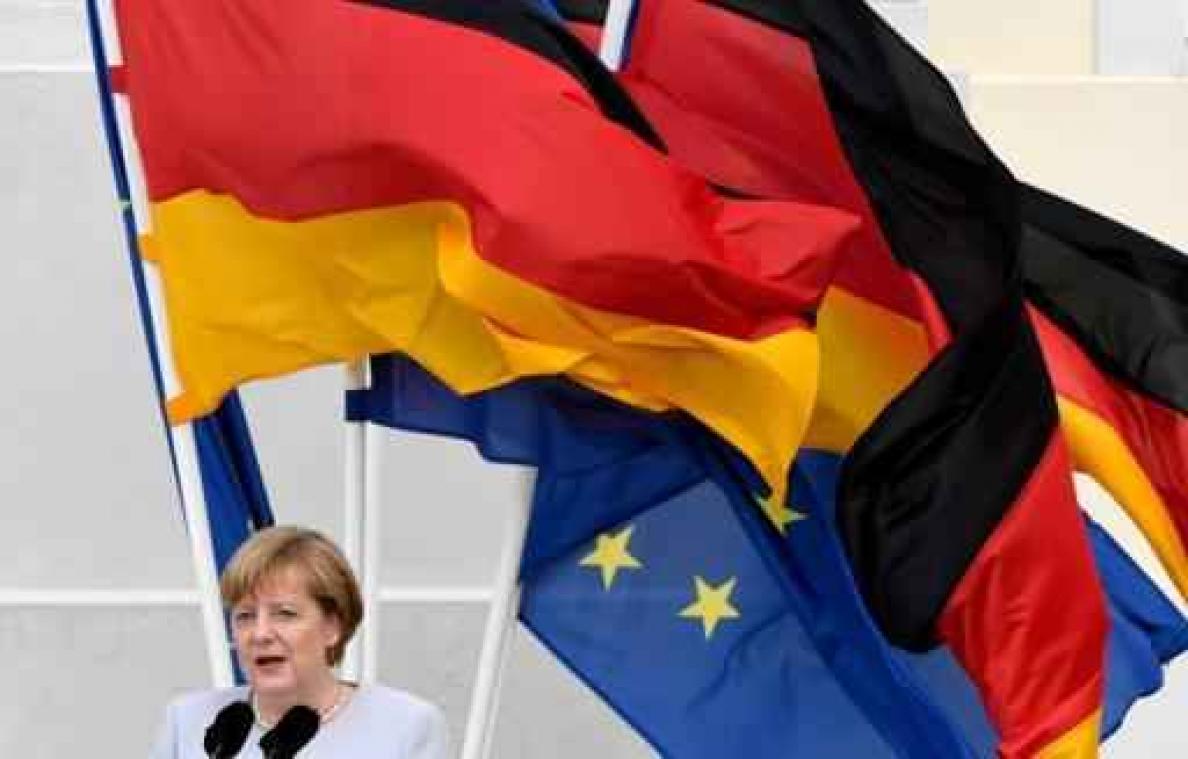 Merkel vraagt "snel" duidelijkheid vanuit Londen over Brexit