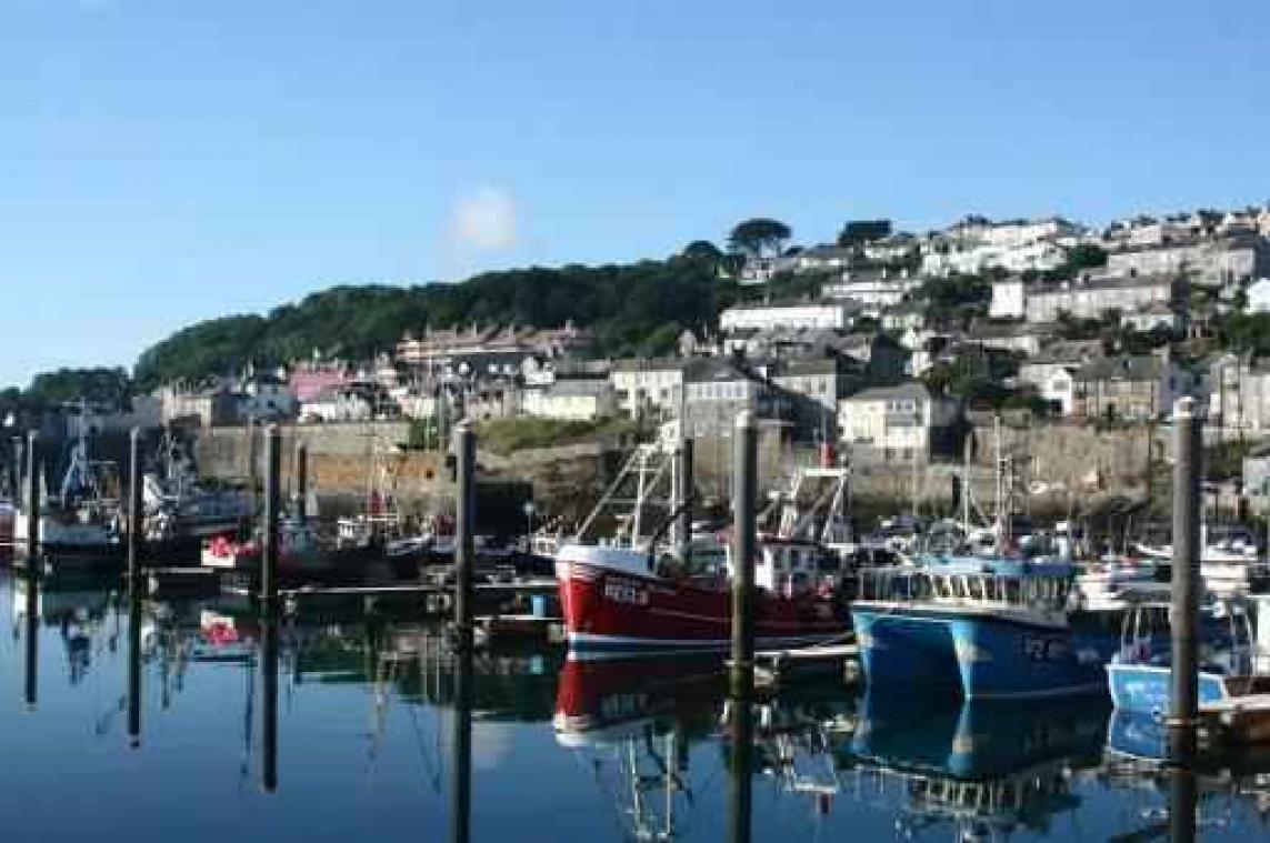 Portugese onderzeeër gestrikt in Frans visnet