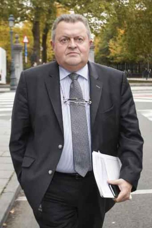 Piet Vanthemsche moet pad naar verbod op onverdoofd slachten effenen