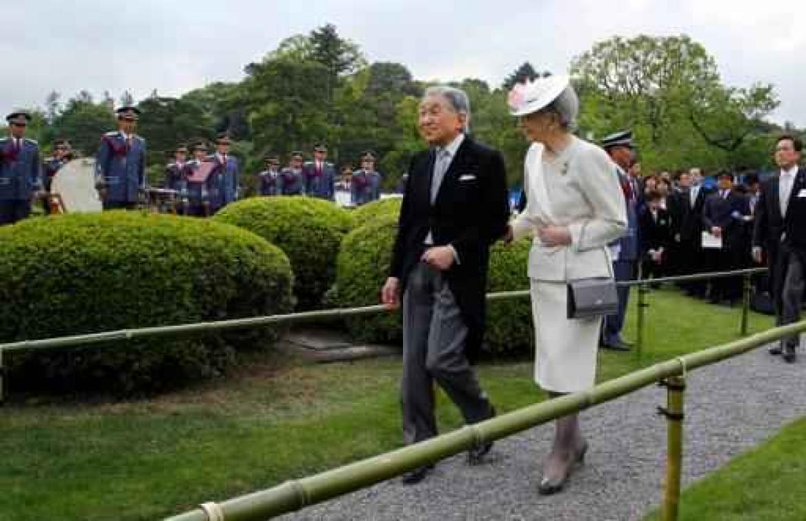 Keizerlijk paleis ontkent troonsafstand Japanse keizer