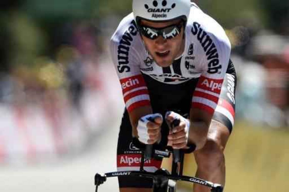 Tom Dumoulin wint tijdrit in de Tour, Froome blijft in het geel