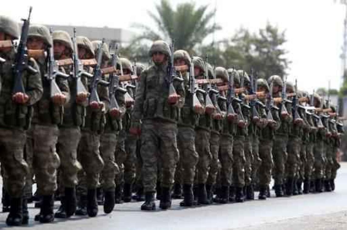 Zo'n 1.200 Turkse militairen opnieuw vrijgelaten