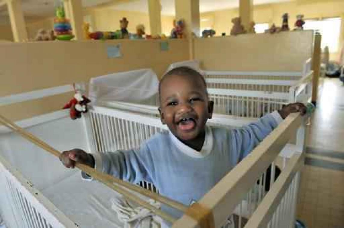 Europese babybedjes schieten tekort qua veiligheid