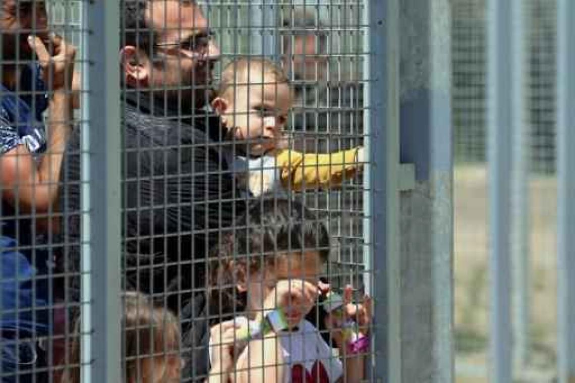 Artsen Zonder Grenzen ziet fors meer geweld tegen migranten sinds sluiting Balkanroute
