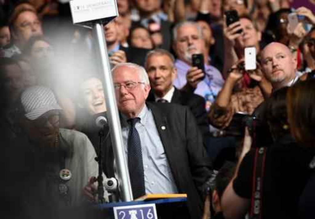 Race Witte Huis - Aanhangers van Sanders bezetten mediacentrum Democratische conventie