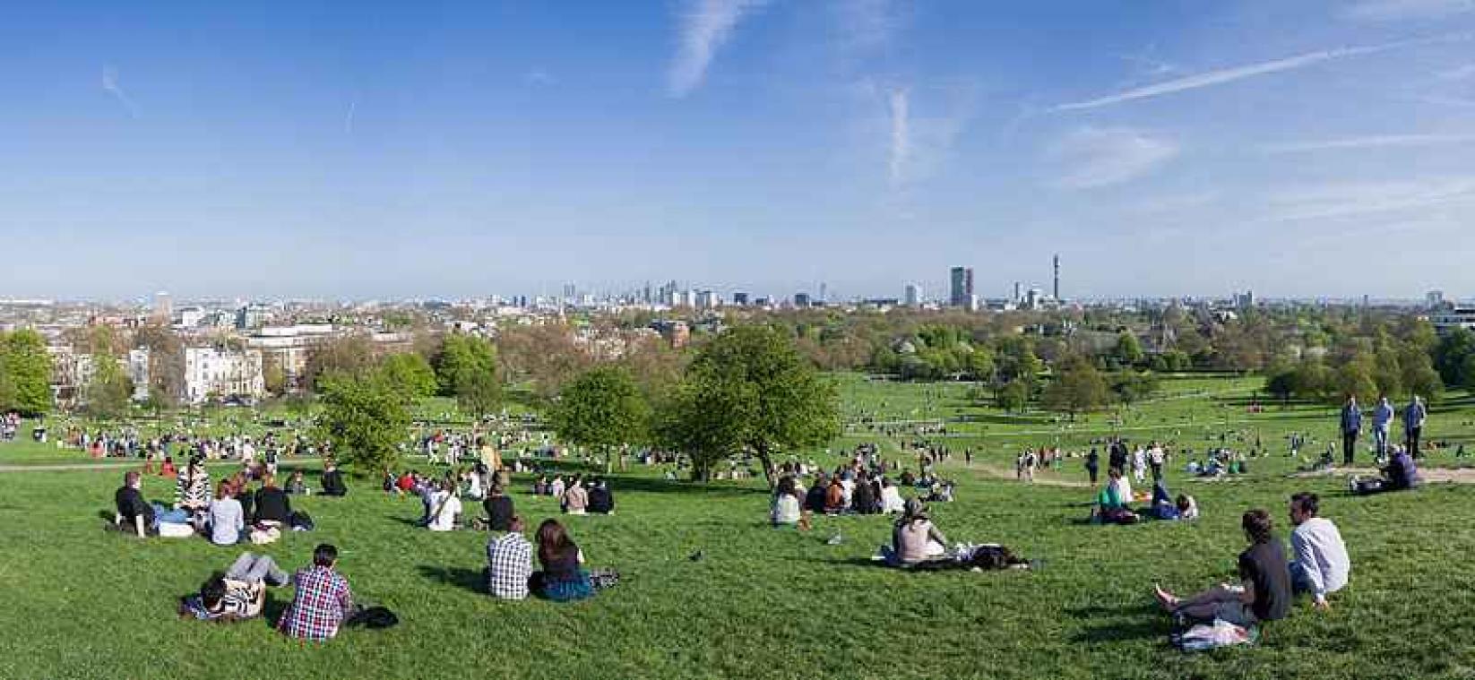 Londenaar kampeert elke nacht in ander park