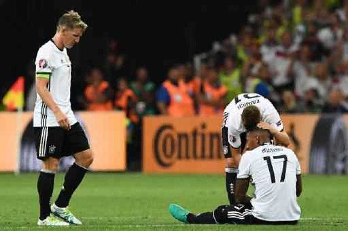 Bastian Schweinsteiger zet punt achter internationale carrière