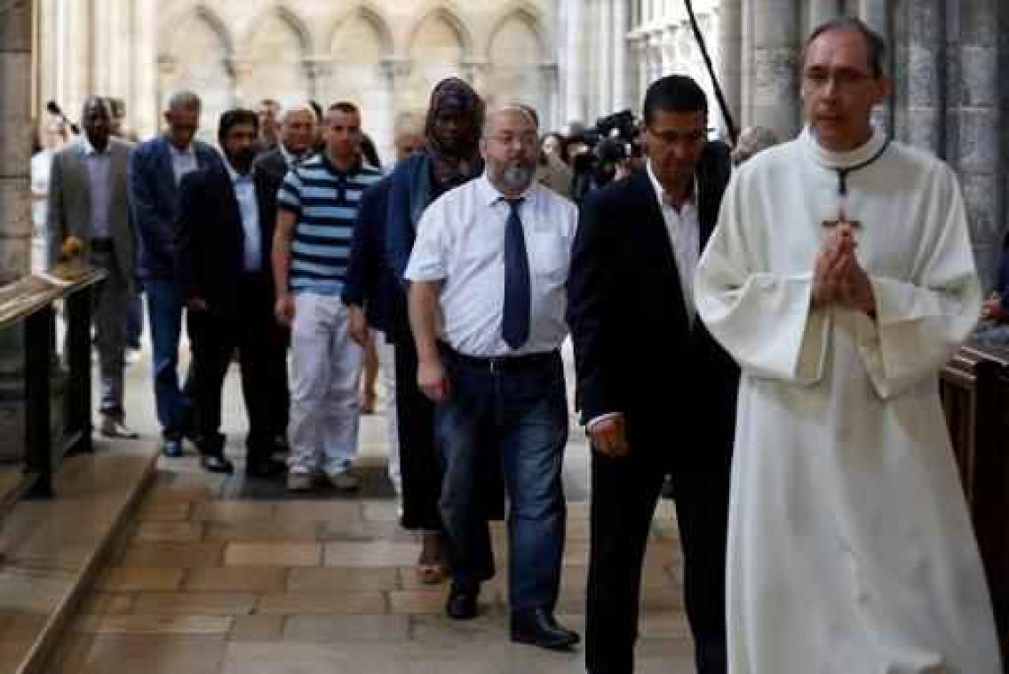 Franse moslims betuigen solidariteit op katholieke misvieringen