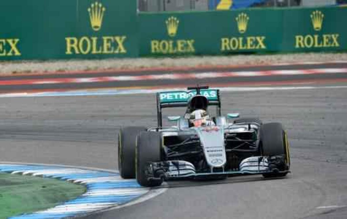 Lewis Hamilton boekt zesde zege van het seizoen in Hockenheim