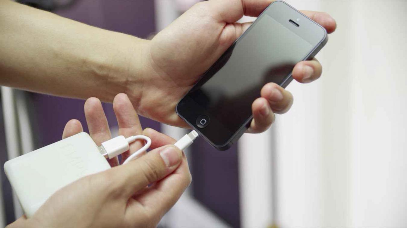 Met deze app laadt je smartphone op door te bewegen