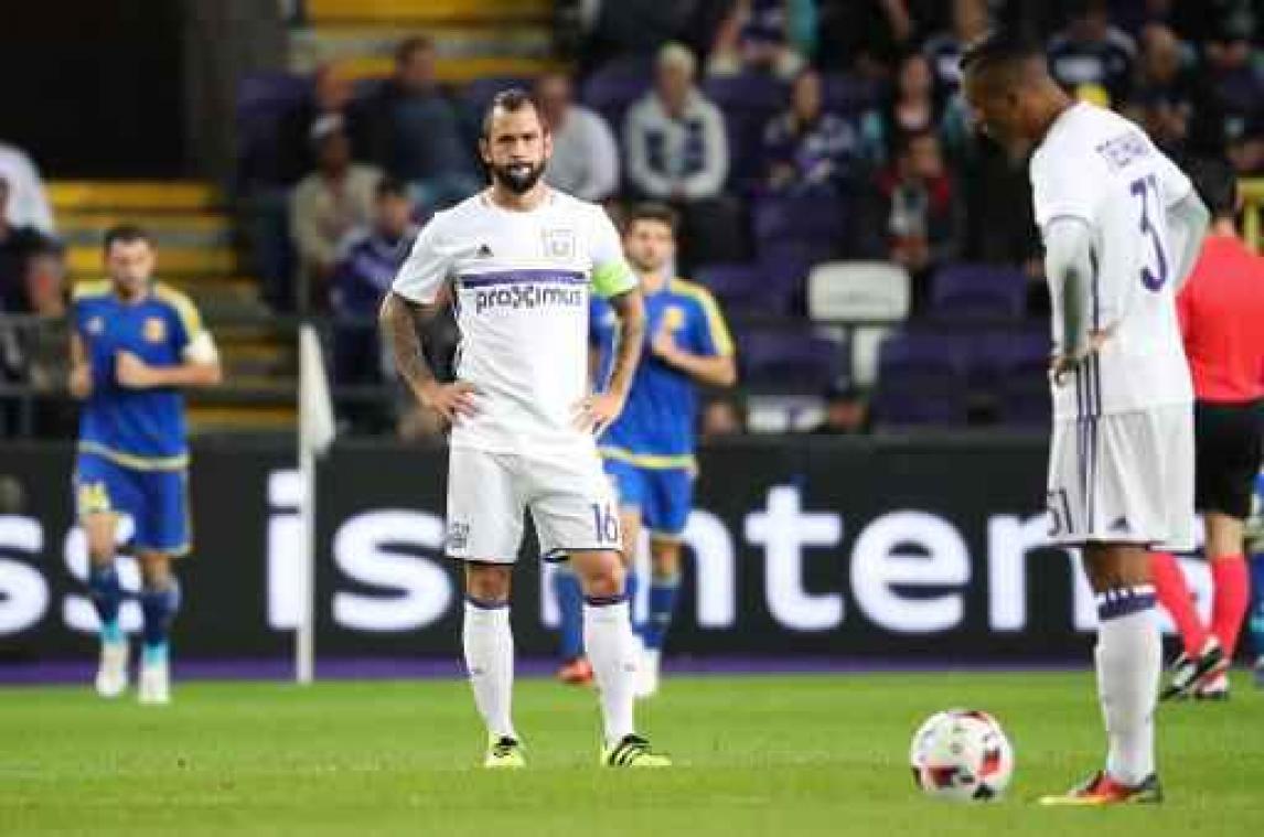 Champions League - Anderlecht-kapitein Steven Defour: "We hebben ons in slaap laten wiegen"