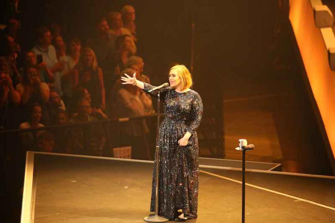 Adele kan H&M-rekening niet betalen