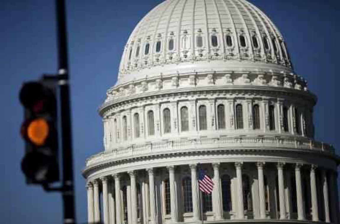 Amerikanen verkiezen door Democraten gecontroleerd Congres