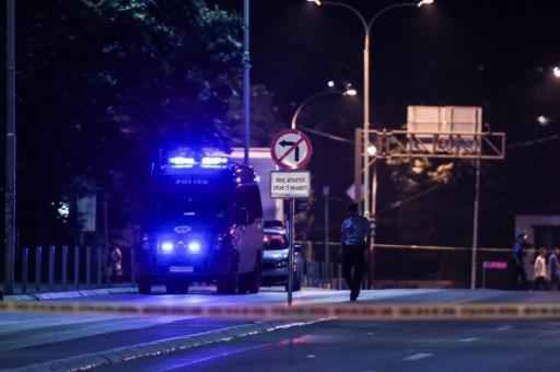 Kosovaarse parlement getroffen door aanval met explosief