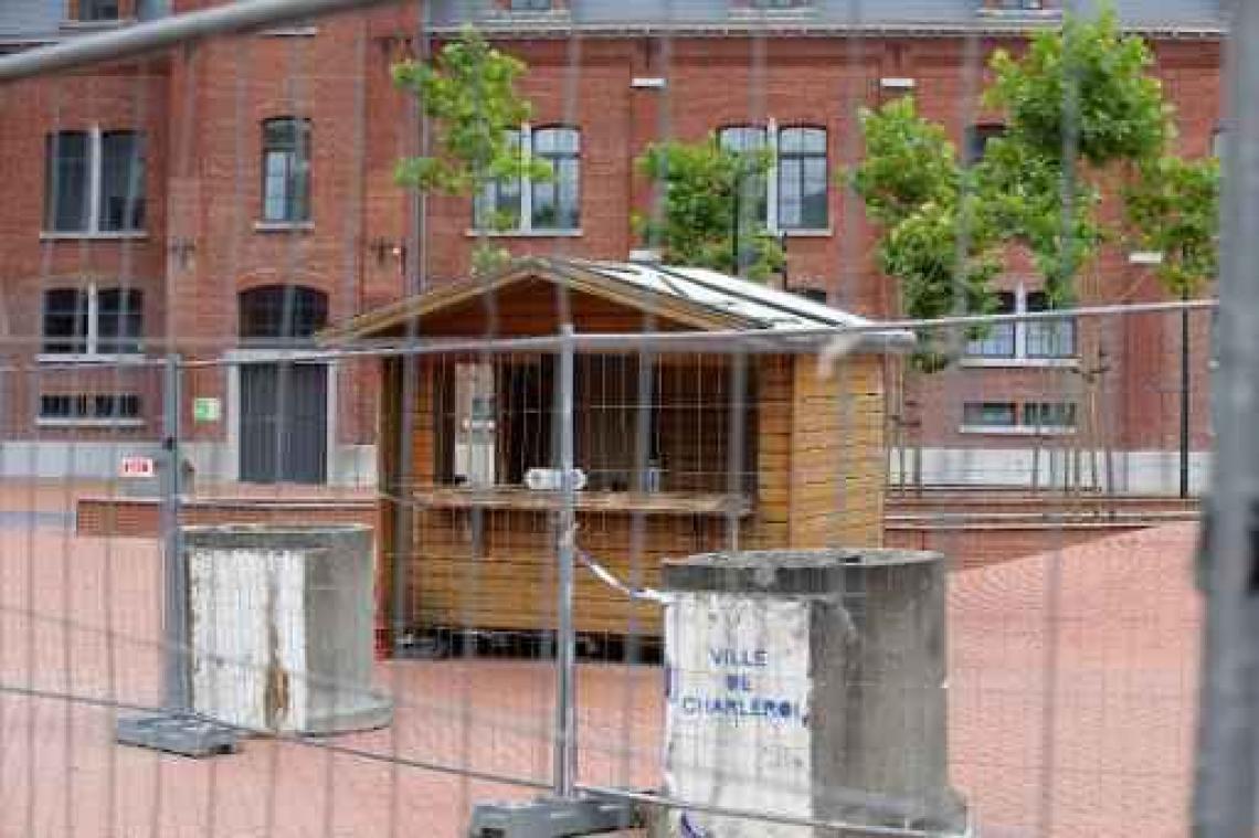 Agentes neergestoken in Charleroi - Unie van moskeeën van Charleroi veroordeelt feiten met klem