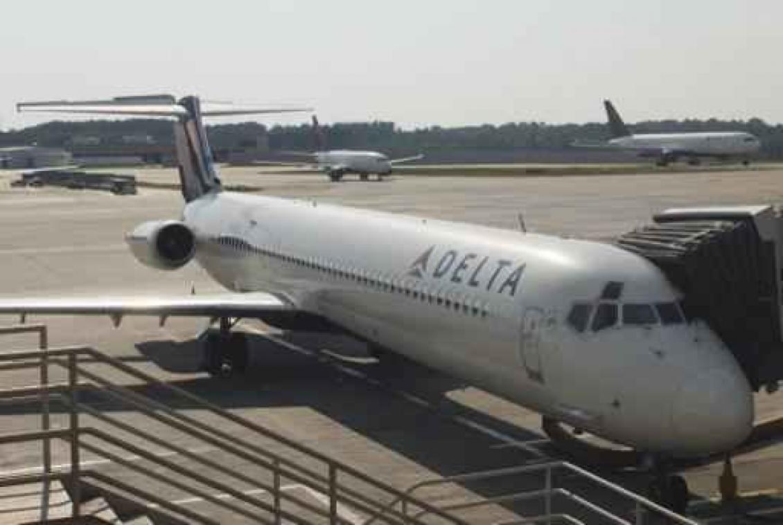 Vliegtuigen Delta Air Lines aan de grond door systeempanne