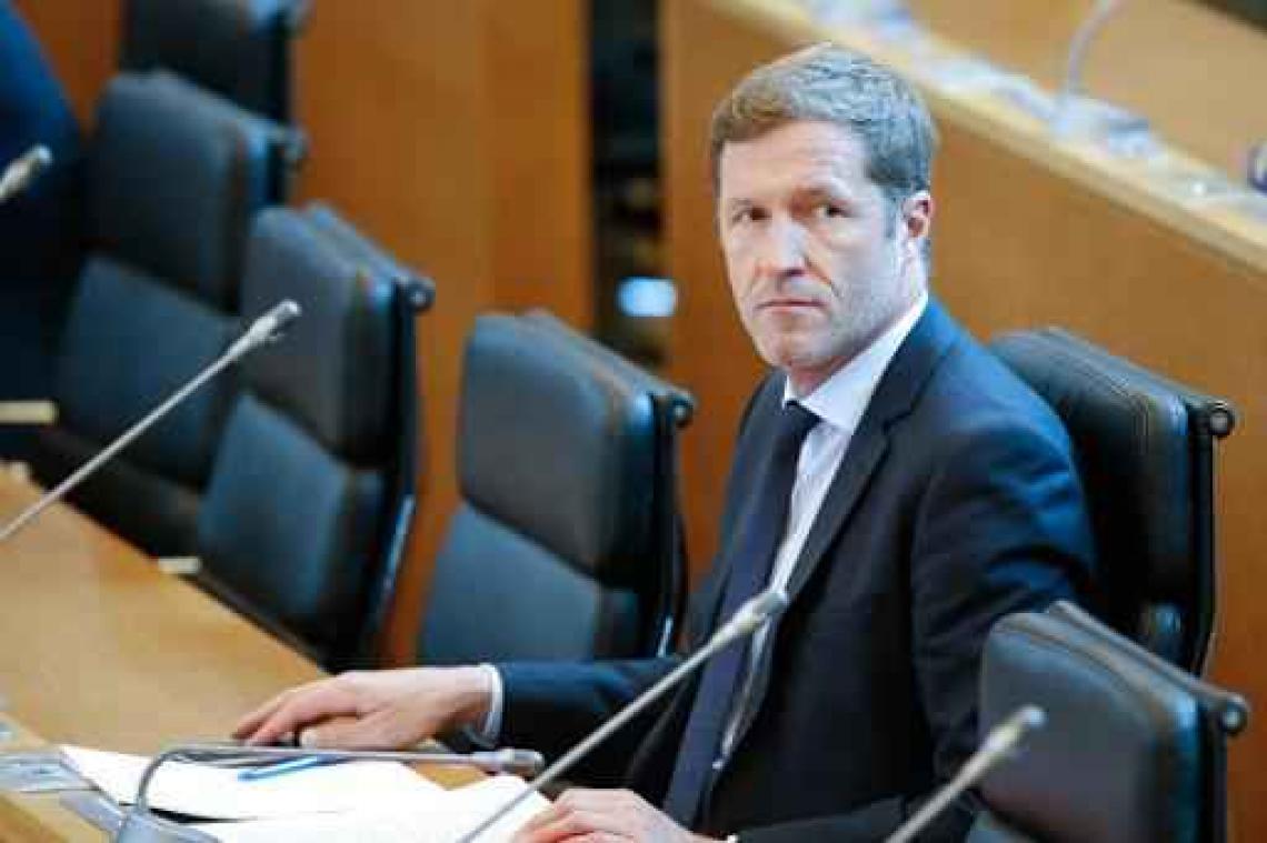 Paul Magnette: "Moeilijk te begrijpen waarom dreigingsniveau politie niet verhoogd wordt"