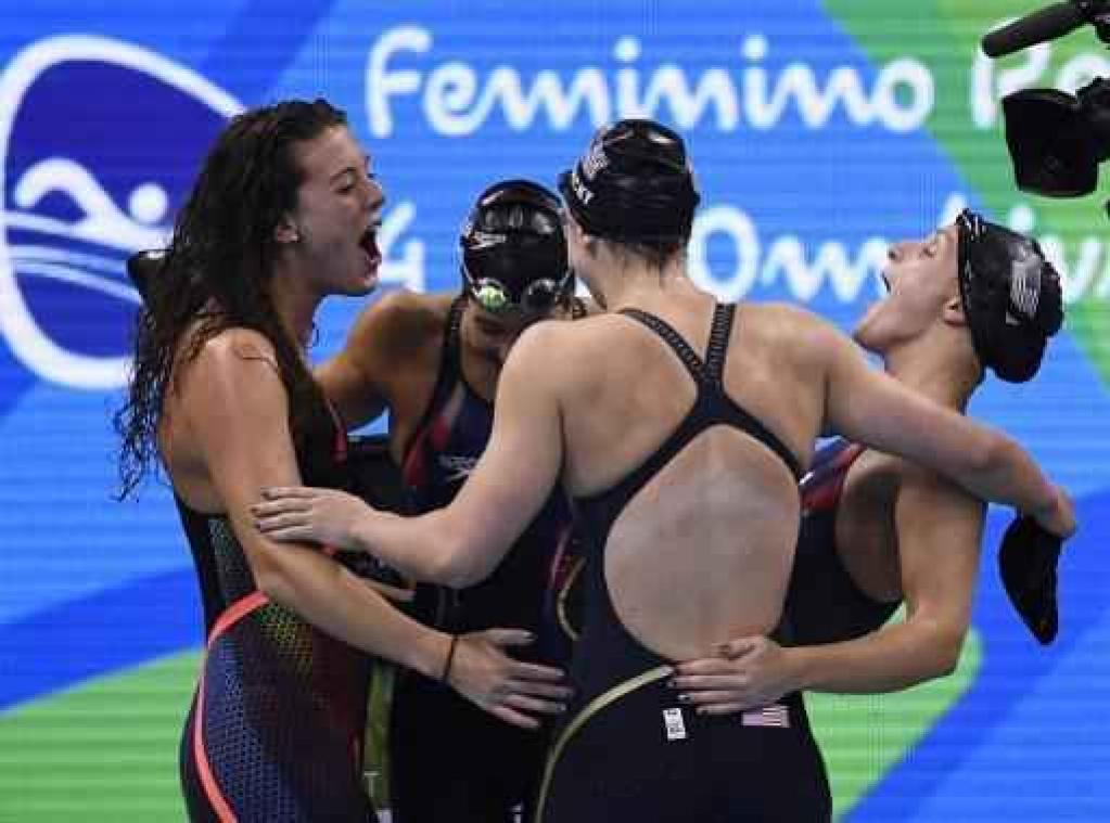 OS 2016 - Katie Ledecky grijpt met Amerikaans estafetteteam derde goud