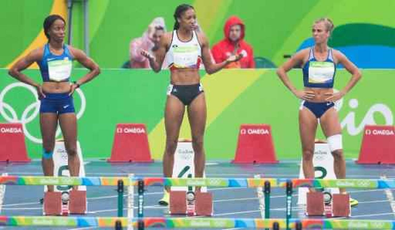 Nafissatou Thiam beleeft bang momentje bij start van 100m horden