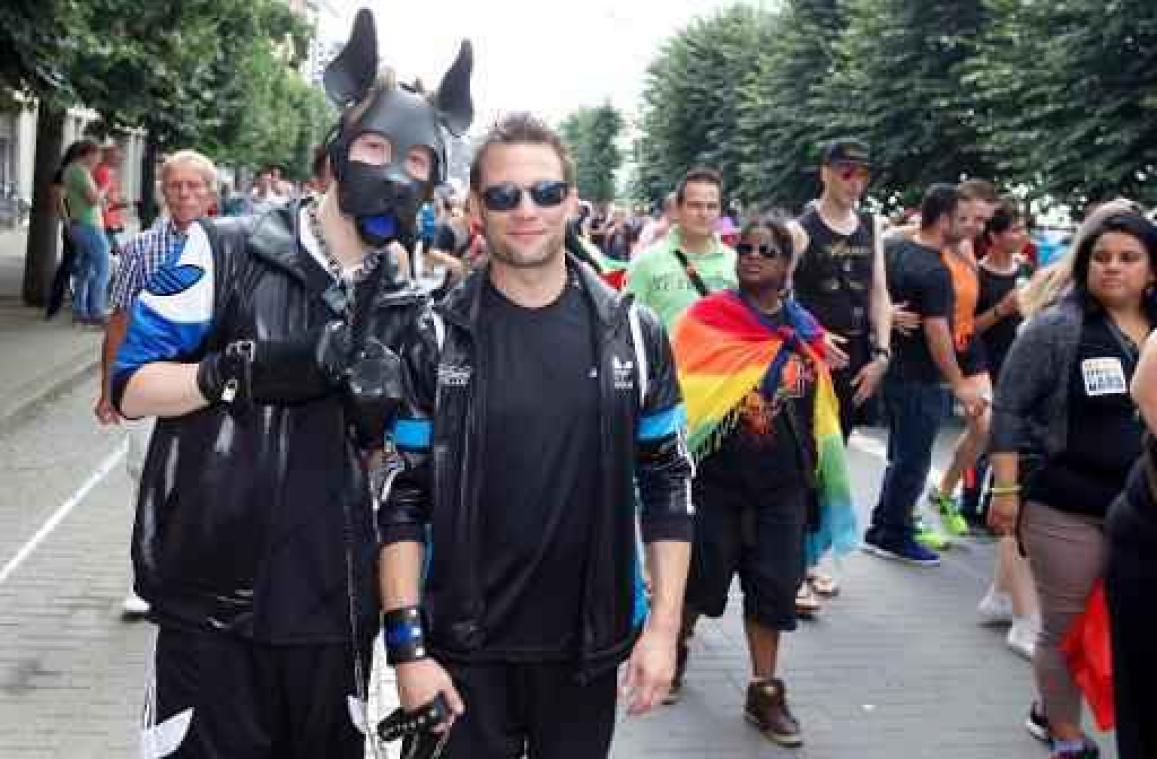 90.000 mensen genieten van kleurrijke Antwerp Pride Parade