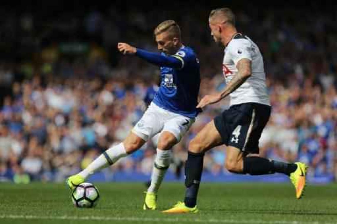 Belgen in het buitenland - Everton en Tottenham houden elkaar in evenwicht op openingsspeeldag