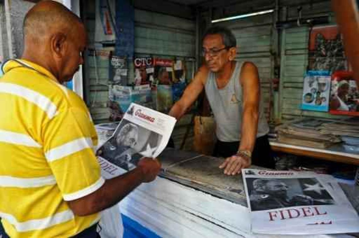 Fidel Castro verschijnt opnieuw in het openbaar op 90ste verjaardag