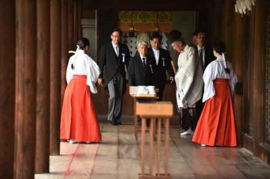 Japanse premier stuurt opnieuw ritueel offer naar omstreden oorlogsmonument