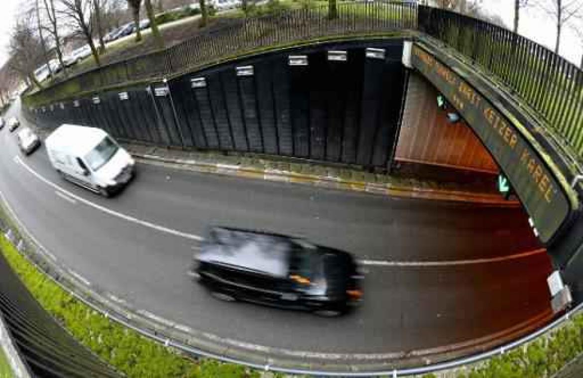 Leopold II-tunnel in beide richtingen afgesloten vanwege rookontwikkeling