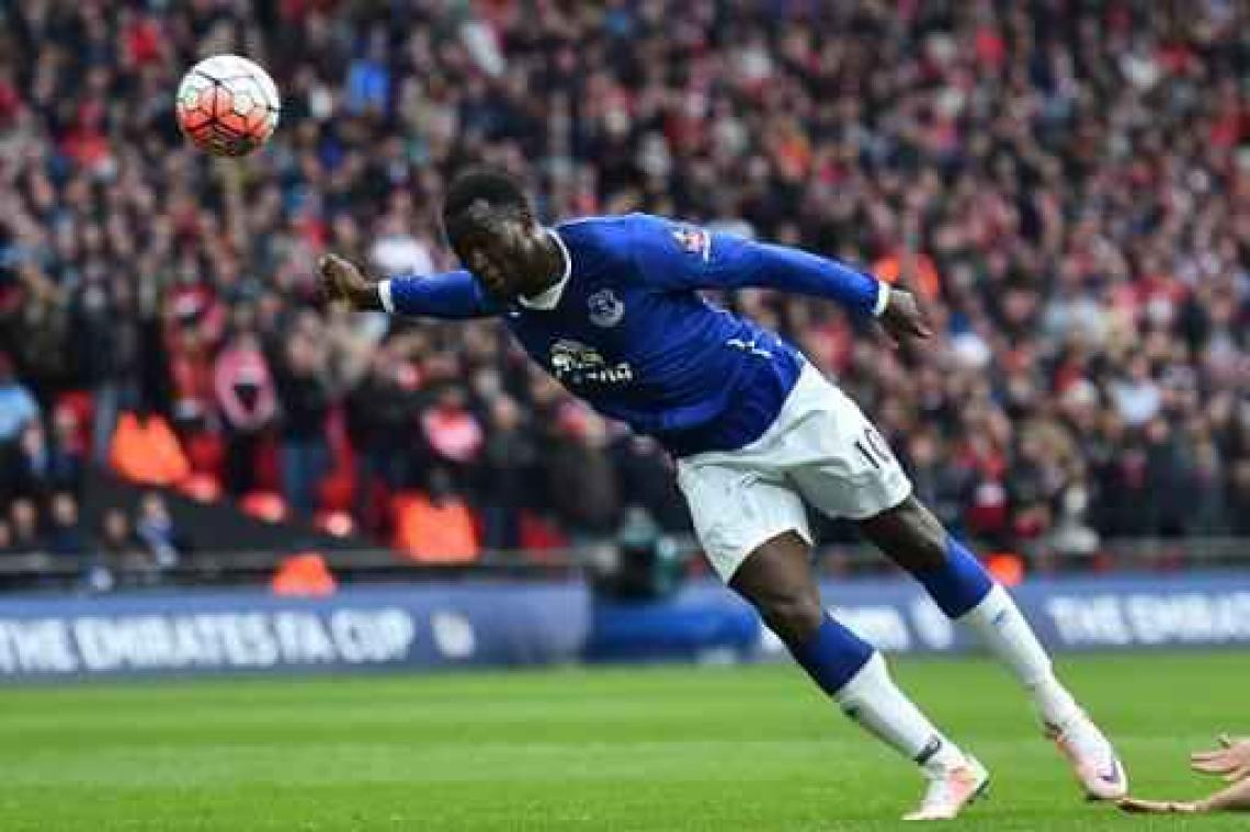 Belgen in het buitenland - Ronald Koeman bevestigt dat Romelu Lukaku bij Everton wil blijven