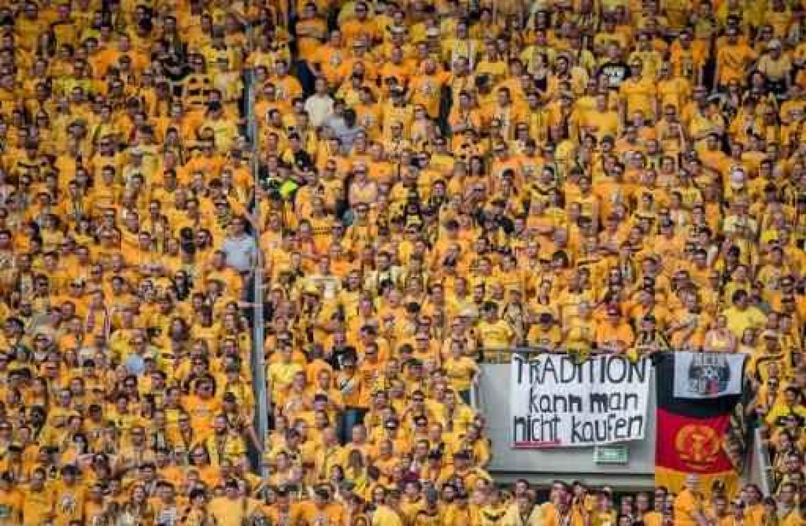 DFB Pokal - Dynamo Dresden ontvangt RB Leipzig met afgehakte stierenkop