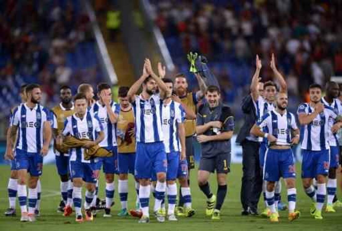 Belgen in het buitenland - Porto houdt Roma en Nainggolan uit Champions League