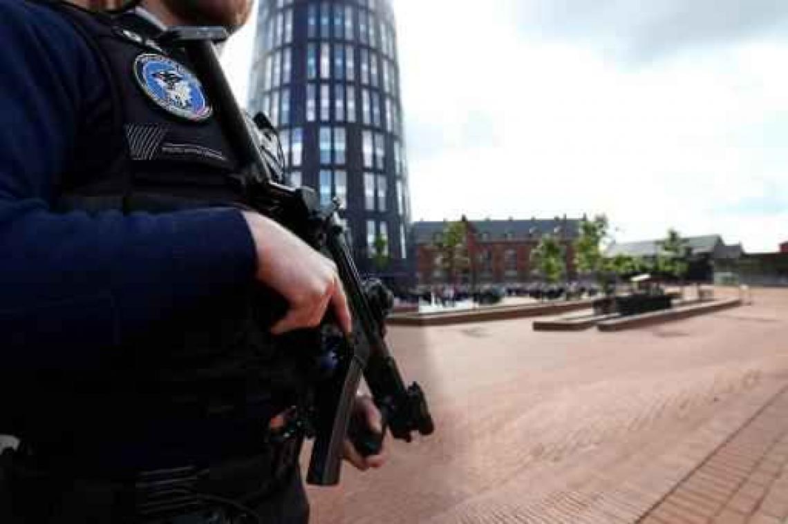 Twee neergestoken agentes uit Charleroi hebben ziekenhuis verlaten