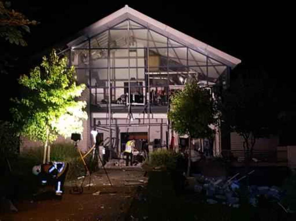 Civiele Bescherming moet gebouw Chimay stutten