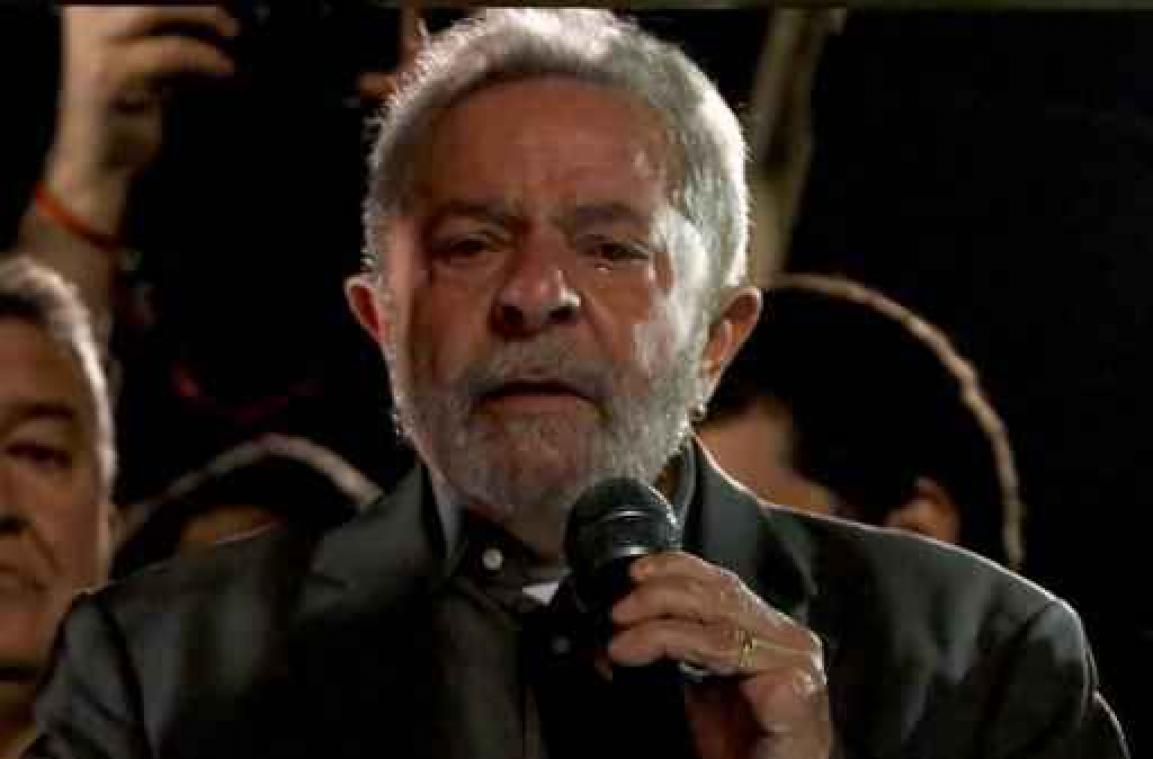 Braziliaanse ex-president Lula aangeklaagd voor corruptie en witwaspraktijken