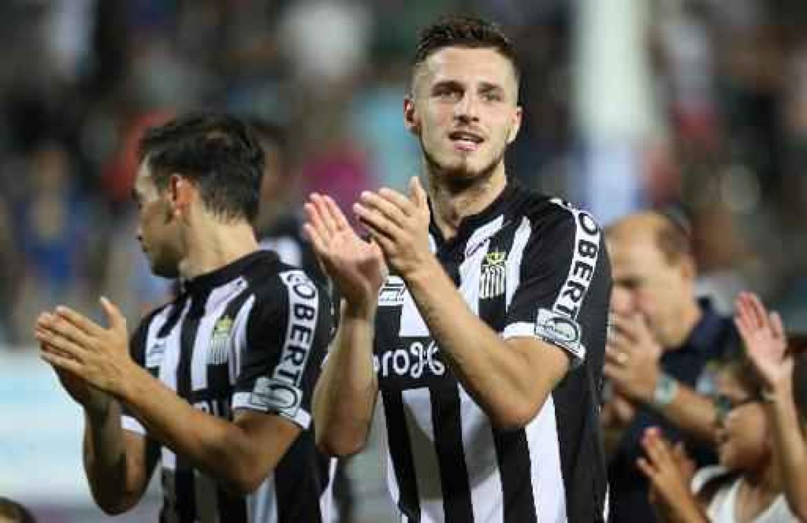 Jupiler Pro League - Charleroi neemt leiding met 3-2 zege tegen Eupen