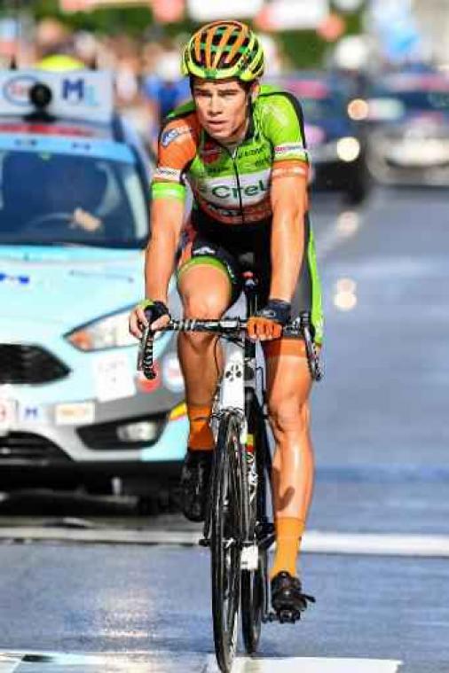 Wout van Aert pakt de zege