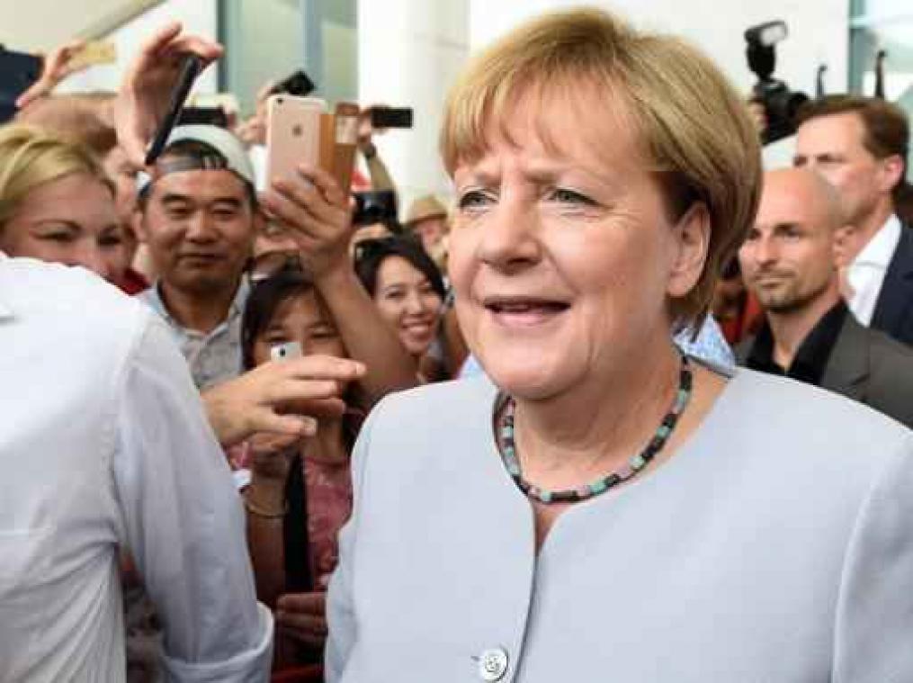 Merkel laat kandidatuur premierschap nog open