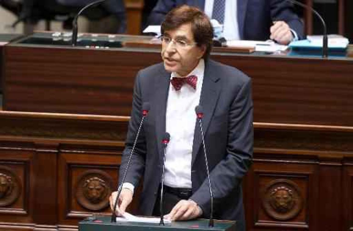 Di Rupo wil vierdagenwerkweek met behoud van loon