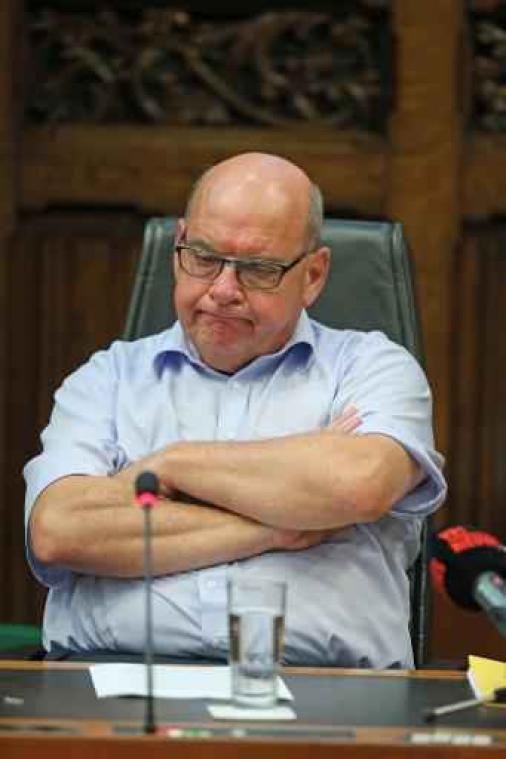 "Onvoorzichtigheden" Termont waren aanwezigheden op gecharterde vluchten met Piqueur
