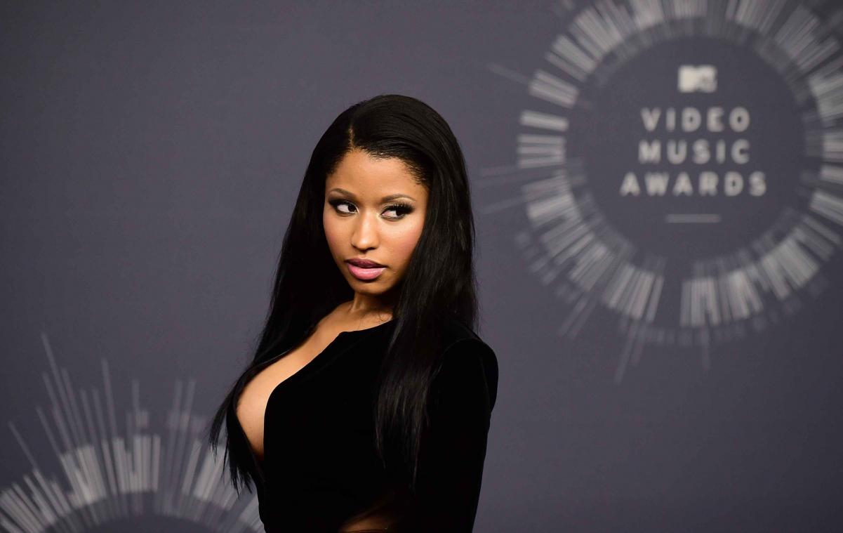 Minaj als Hitler in nieuwe videoclip gebaseerd op nazi-propaganda