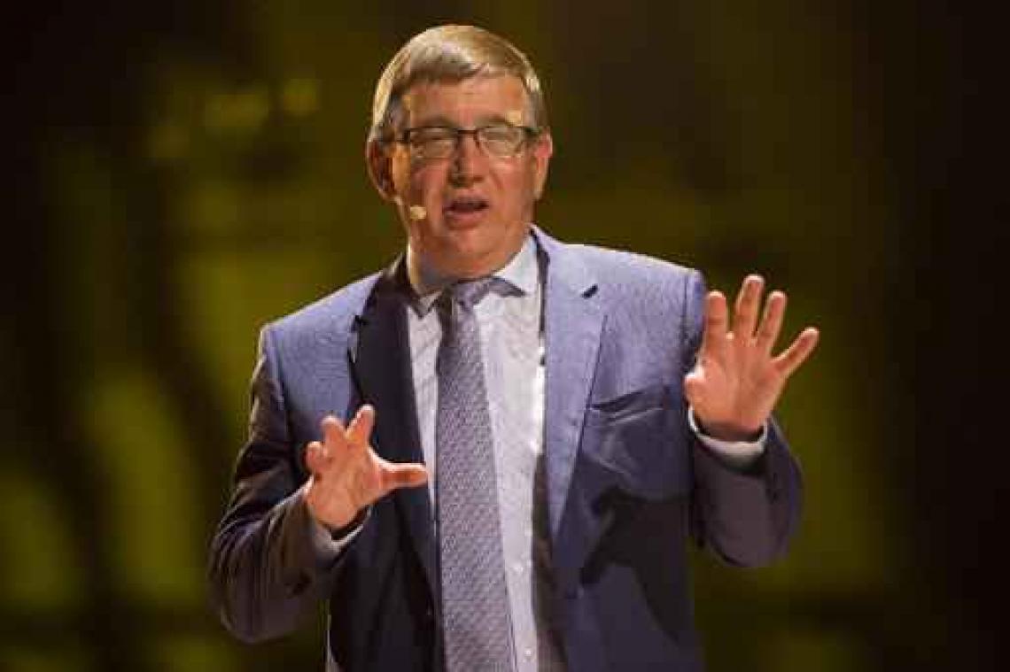 Voka roept Vlaamse en federale regering op om te blijven besparen, hervorming, investeren