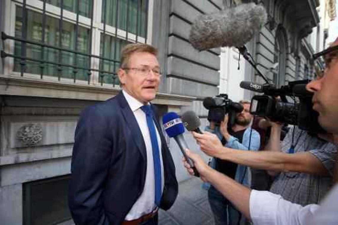 Van Overtveldt schrapt meerwaardebelasting