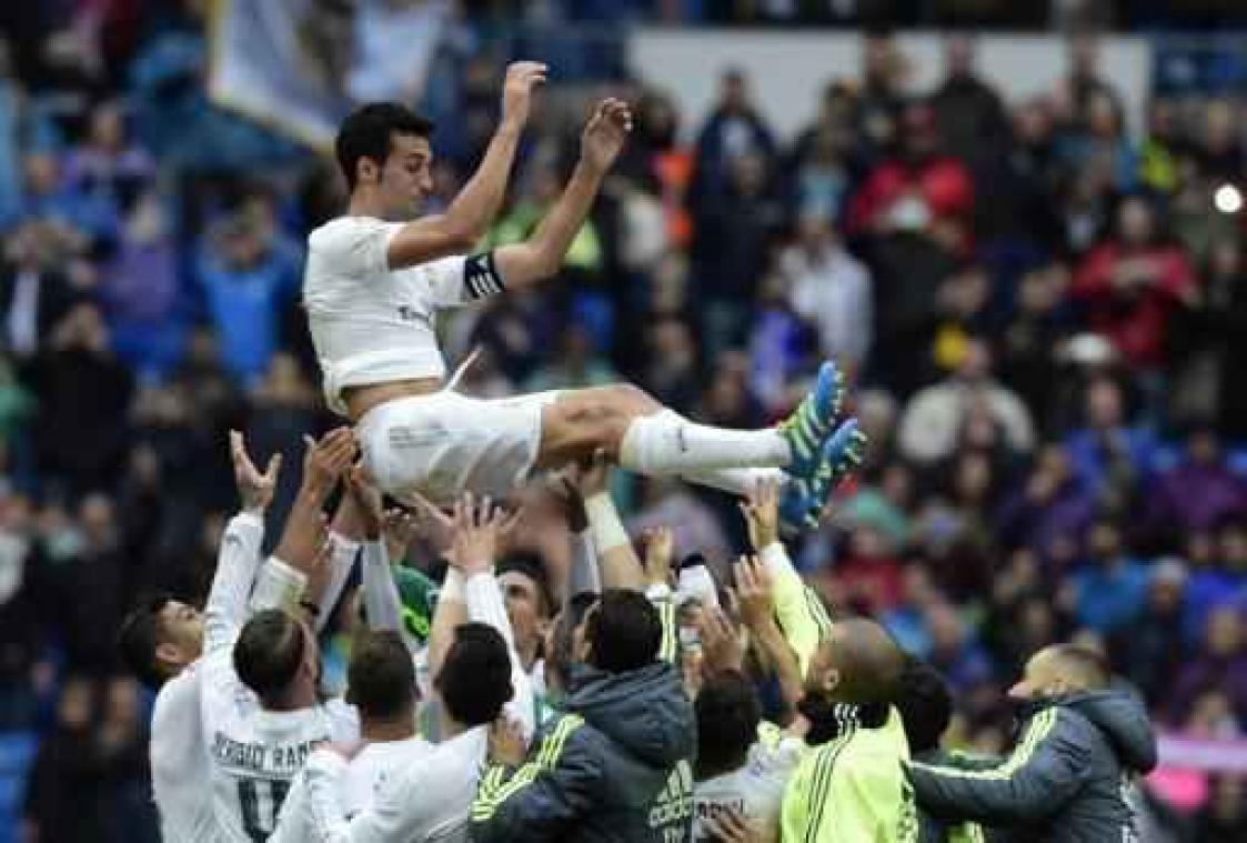 Premier League - Alvaro Arbeloa tekent bij West Ham