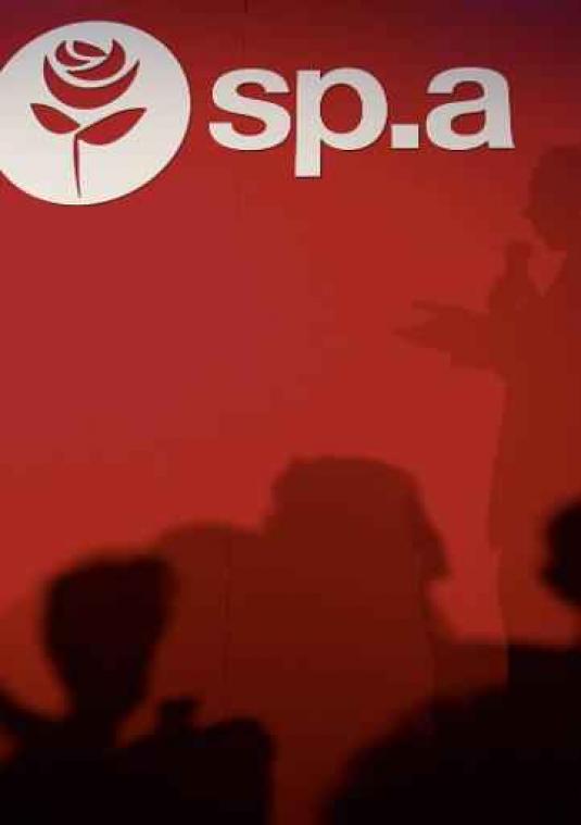 Sp.a roept op om schoolfacturen te delen in enquête